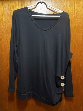 Black V-Neck Long-Sleeve Women's Top with Accent Buttons